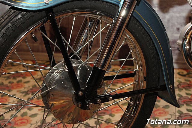 El Casino de Totana acogi la presentacin de la 8ª Concentracin de Vehculos Clsicos de Totana - 27