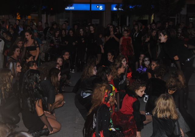 Cientos de niños disfrutaron de las actividades de Halloween celebradas en San Pedro del Pinatar - 1, Foto 1