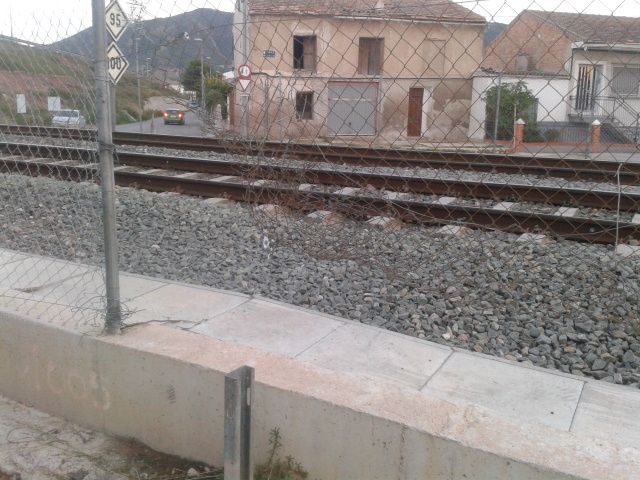 IU-Verdes denuncia el peligro del puente elevado de Los Dolores y reclama medidas - 2, Foto 2