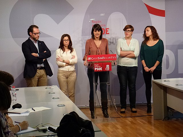 El PSOE presenta en la Región su proposición de Ley contra el Desahucio - 1, Foto 1