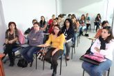 Veinte mujeres participan en el curso de ayuda a domicilio