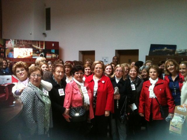 Medio centenar de mujeres molinenses participan en la iniciativa De compras por Lorca - 1, Foto 1