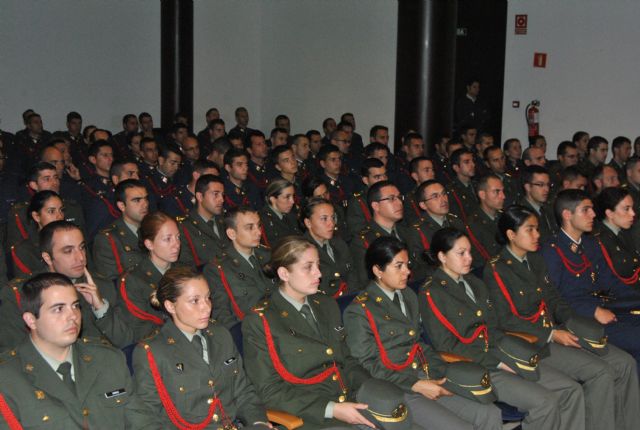 Recepción oficial de los nuevos alumnos de la AGA en el Ayuntamiento - 3, Foto 3