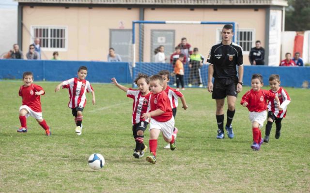 La tercera jornada de la liga local se salda con 894 goles - 1, Foto 1