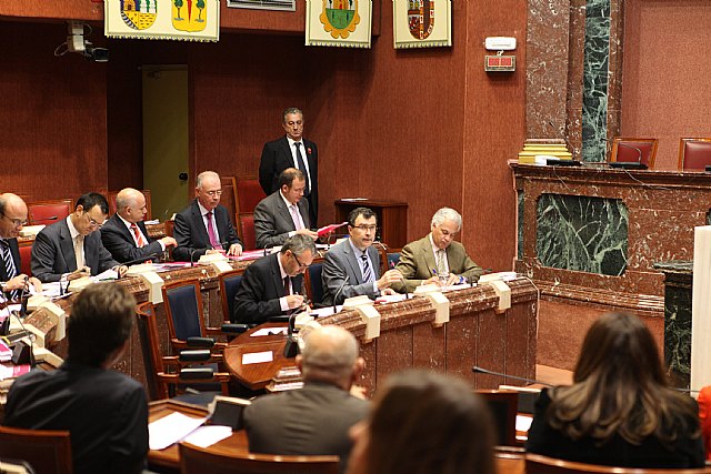 La Consejería de Universidades se propone impulsar el conocimiento y la formación como herramientas para generar riqueza y empleo - 1, Foto 1