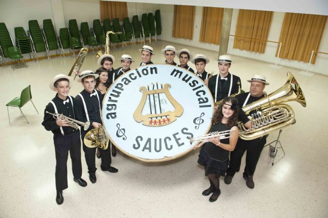 La Asociación Musical Sauces prepara un repertorio de Jazz en la calle - 1, Foto 1