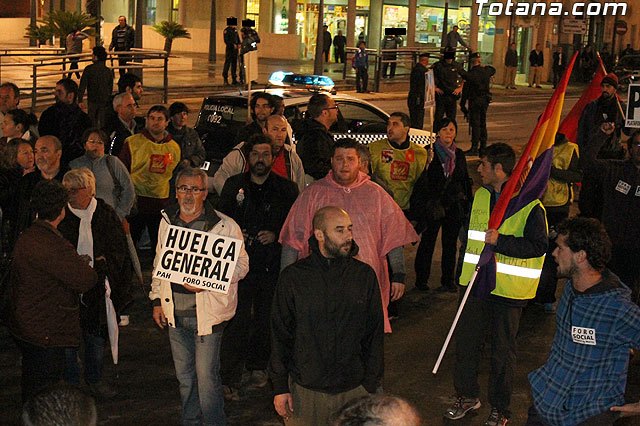 IU-Verdes critica el amplio despliegue de agentes de la Guardia Civil para seguir la Marcha contra el Paro - 1, Foto 1