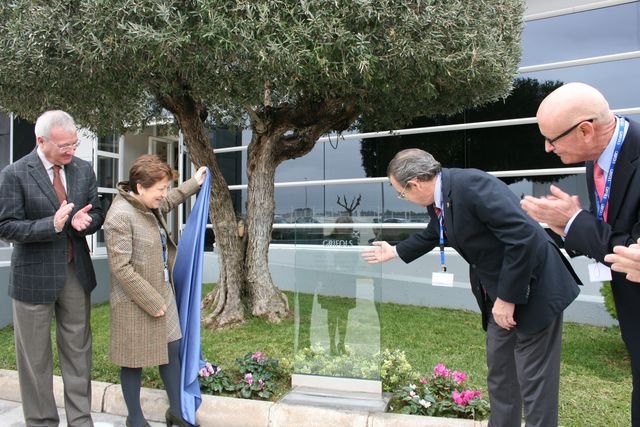 Valcárcel resalta la colaboración del Gobierno para que empresas de gran prestigio como Grifols mantengan su apuesta por la Región - 1, Foto 1