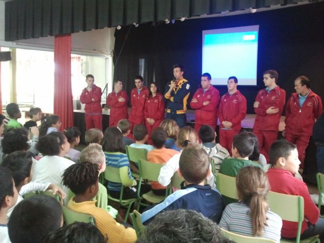 El atleta olímpico José Antonio Expósito y el Primi Sport acercan el deporte a los escolares - 1, Foto 1