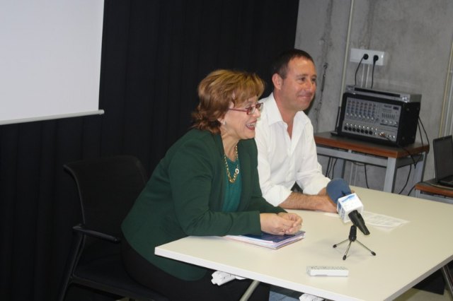 El artista Eppo Cardelo acerca el mundo del arte a los más pequeños de Torre-Pacheco - 1, Foto 1