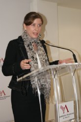 Para el Gobierno regional la lucha contra la violencia de gnero y los jvenes no son prioritarios en estos presupuestos