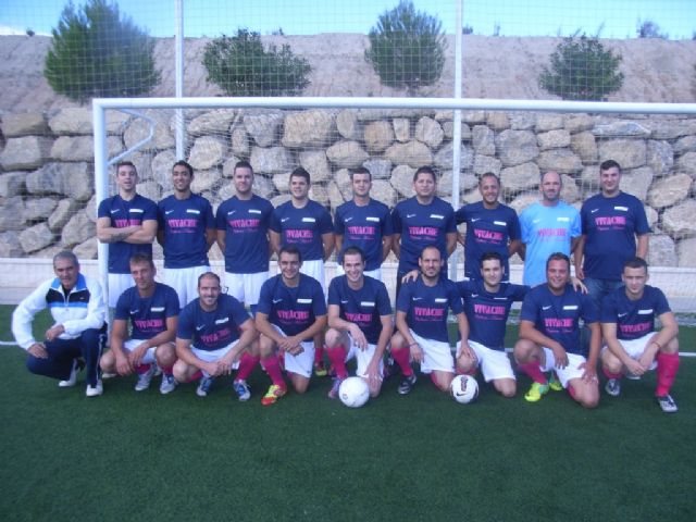 Los equipos RecLine y Los Pachuchos continúan líderes de la 2ª y 1ª división respectivamente de la Liga de Fútbol Aficionado Juega Limpio - 1, Foto 1