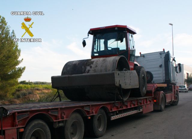 La Guardia Civil desmantela un nuevo grupo delictivo dedicado a la sustracción de maquinaria pesada - 1, Foto 1