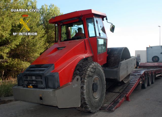 La Guardia Civil desmantela un nuevo grupo delictivo dedicado a la sustracción de maquinaria pesada - 2, Foto 2