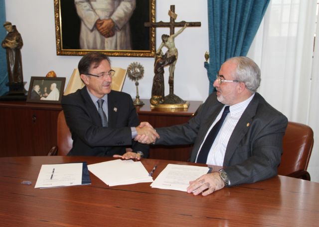 Convenio de colaboración entre la Universidad Católica San Antonio de Murcia (UCAM) la Sociedad Española de Cardiología, y la Fundación Casa del Corazón - 1, Foto 1