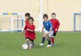 La concejalía de Deportes reparte mil entradas del Cartagonova entre los clubes fútbol base