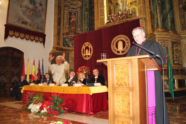 Monseñor Lorca Planes. La UCAM nació para evangelizar el mundo de la cultura - 1, Foto 1