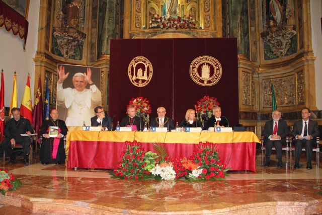 Monseñor Lorca Planes. La UCAM nació para evangelizar el mundo de la cultura - 3, Foto 3