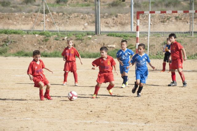Las victorias locales se imponen en la cuarta jornada de la liga de fútbol base - 3, Foto 3