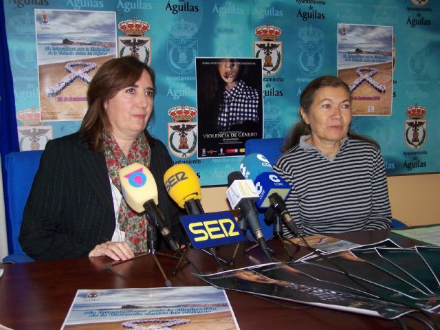 Águilas conmemora el Día Internacional para la Eliminación de la Violencia contra las Mujeres - 2, Foto 2