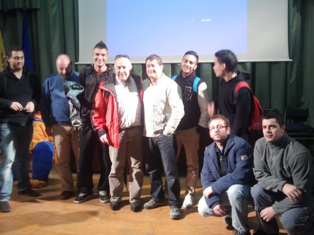 El alpinista Carlos Garranzo comparte sus experiencias con alumnos del IES Politecnico - 2, Foto 2