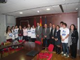 Sotoca destaca el esfuerzo y el éxito escolar de los alumnos del Bachillerato Internacional
