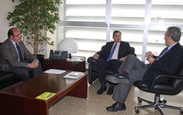 Reunión con el Secretario de Estado de Medio Ambiente para solicitar inversiones destinadas a las Redes de Regadío de Puerto Lumbreras - 1, Foto 1