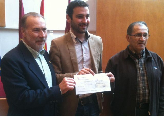 El Club de Orientación de Lorca dona 1.000 euros para la Mesa Solidaria para los afectados por los terremotos - 1, Foto 1