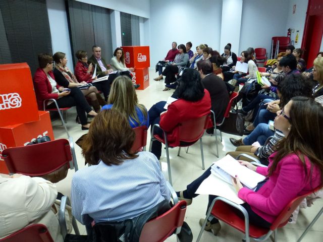 El PSOE considera inadmisibles los recortes del PP en los programas para prevenir la violencia de género - 1, Foto 1