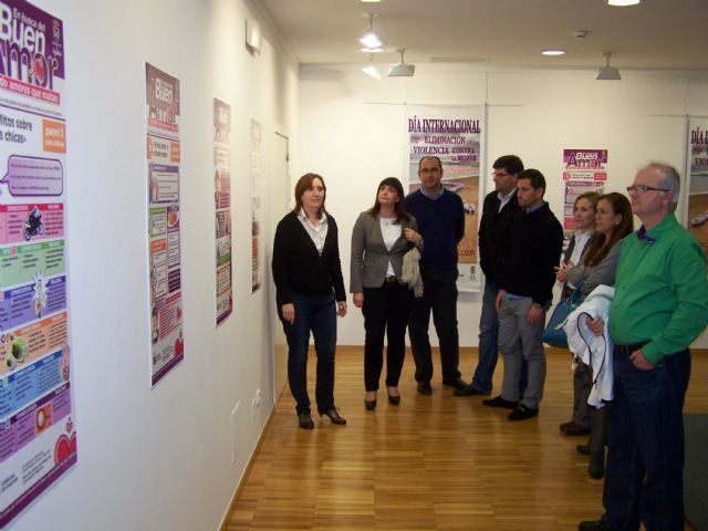 Ya se puede visitar en Águilas la exposición En busca del buen amor: evitando amores que matan - 1, Foto 1