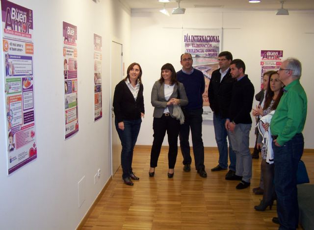 Ya se puede visitar en Águilas la exposición En busca del buen amor: evitando amores que matan - 2, Foto 2