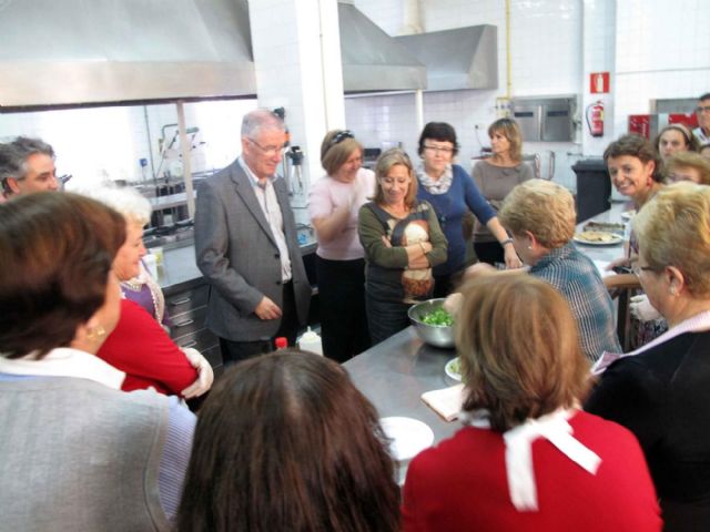 Los mayores conservan la tradición del membrillo - 1, Foto 1