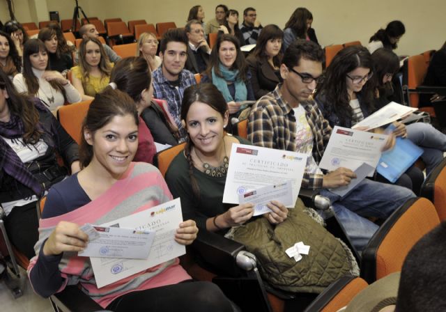 Alumnos de titulaciones sanitarias reciben los diplomas de las becas de prácticas rurales - 1, Foto 1