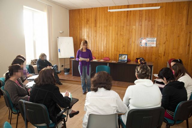 Mujeres maltratadas aprenden a decidir por sí mismas - 1, Foto 1