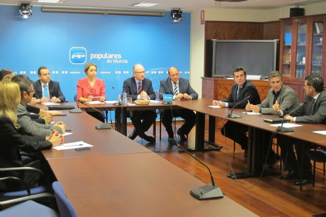 El PP defiende una profunda reforma en las administraciones públicas, Foto 2