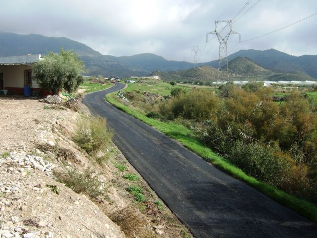 Se inicia el plan de acondicionamiento y mejora de diversos caminos rurales - 1, Foto 1