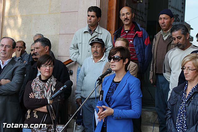 Totana se suma a la lucha contra la violencia de gnero, con una concentracin silenciosa. - 6