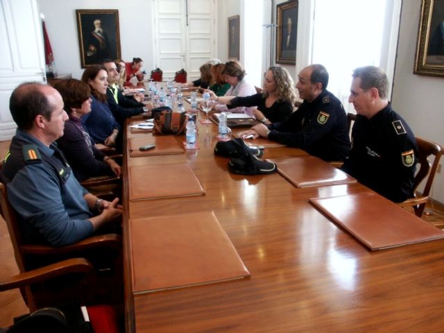 La Mesa Local de Coordinación y Seguimiento contra la Violencia de Género echa a andar - 3, Foto 3