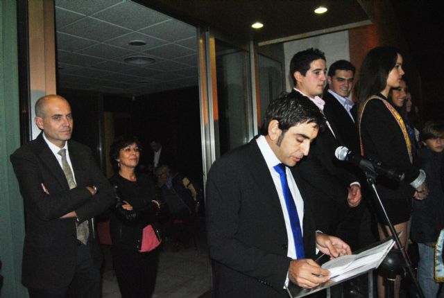 El pregón del periodista José Antonio Vera inauguró anoche las fiesta patronales en la plaza de España - 2, Foto 2