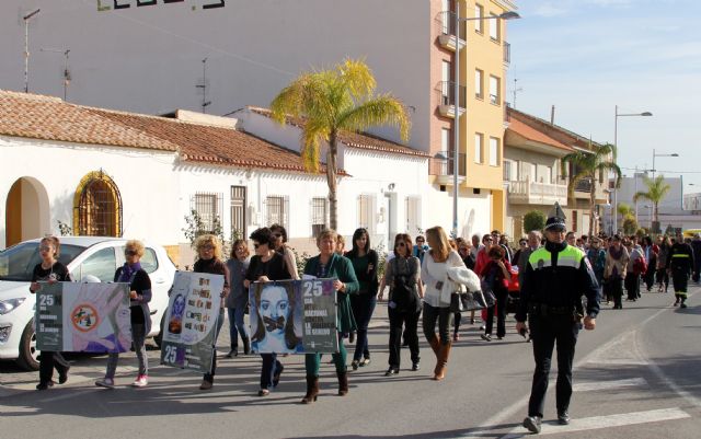 Puerto Lumbreras conmemora el Día Internacional Contra la Violencia de Género con una Marcha Solidaria que reúne a más de 200 personas - 1, Foto 1