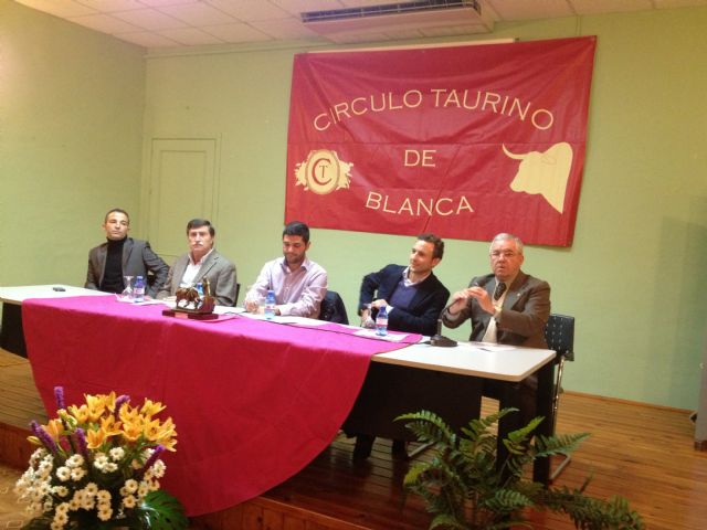 Repaso a la temporada taurina 2012 para cerrar la semana cultural Blanca Villa del Toro - 1, Foto 1