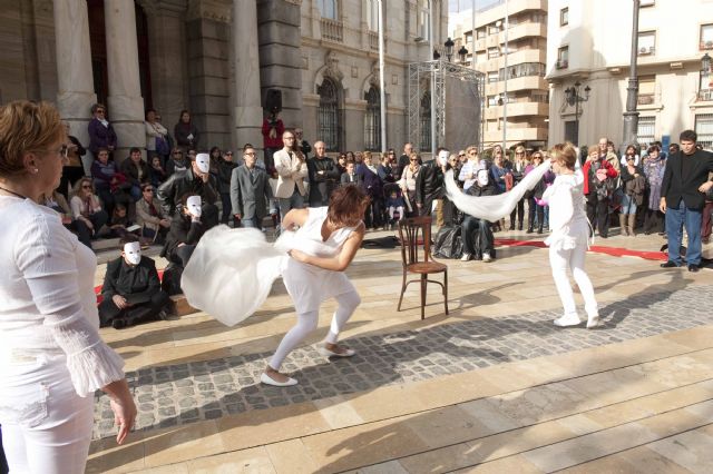 Educar a las niñas para detener la violencia de género - 2, Foto 2