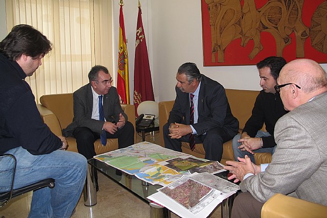 El consejero de Presidencia se reúne con el alcalde de Aledo - 1, Foto 1
