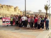 Medio centenar de personas marchan contra la violencia de gnero