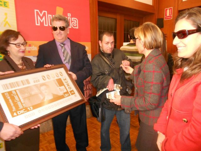 La ONCE rinde homenaje al pintor murciano Antonio Gómez Cano con un cupón que llevará su imagen - 1, Foto 1