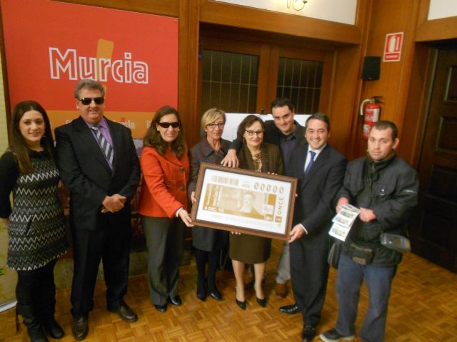 La ONCE rinde homenaje al pintor murciano Antonio Gómez Cano con un cupón que llevará su imagen - 2, Foto 2