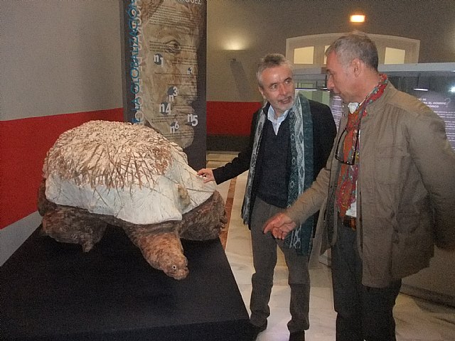El Museo Arqueológico acoge la exposición ´Fisuras de la globalización´, de Menárguez - 1, Foto 1