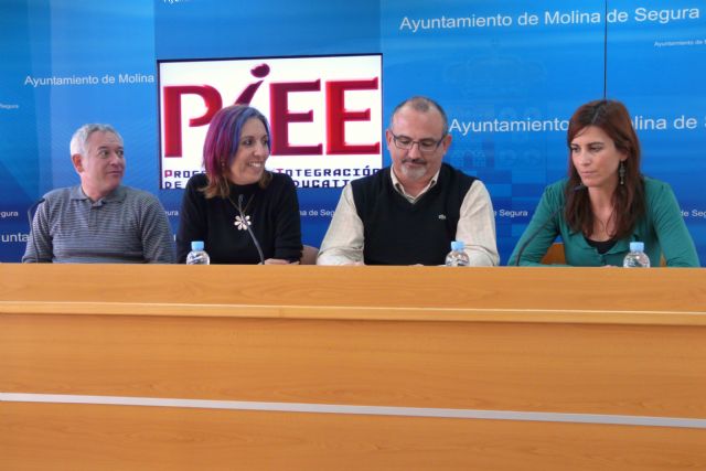 Alumnos de los centros de Educación Secundaria Obligatoria de Molina de Segura participan en el Programa de Integración de Espacios Educativos durante este curso 2012/2013 - 2, Foto 2