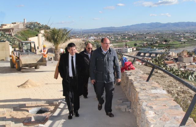 El Alcalde y el Director General de Turismo supervisan las obras para la reparación de daños en el Complejo Turístico Medina Nogalte tras la riada - 2, Foto 2
