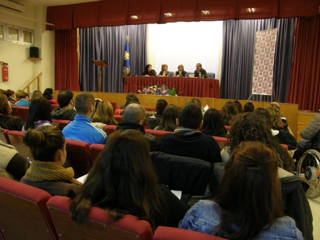 La Federación de Mujeres de Lorca organiza las jornadas Apostamos por un futuro en Igualdad sin Violencia de Género - 1, Foto 1